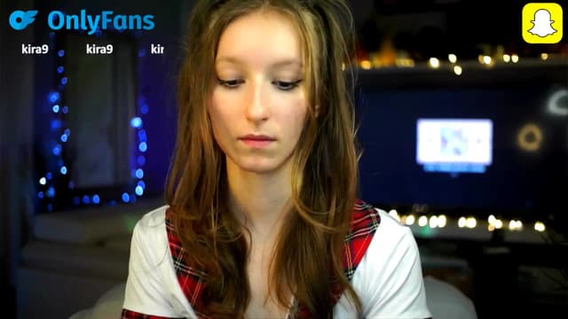 Gallery image thumbnail from Kira9's myfreecams stream on, 10/16/2025, 19:21 image 19 of 20