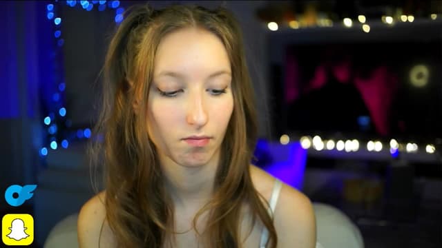 Gallery image thumbnail from Kira9's myfreecams stream on, 10/18/2025, 19:55 image 2 of 20