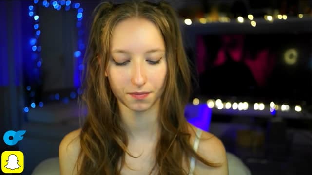Gallery image thumbnail from Kira9's myfreecams stream on, 10/18/2025, 19:55 image 16 of 20