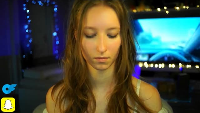 Gallery image thumbnail from Kira9's myfreecams stream on, 10/18/2025, 21:38 image 6 of 20