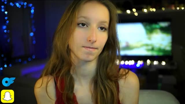 Gallery image thumbnail from Kira9's myfreecams stream on, 10/19/2025, 19:39 image 3 of 20
