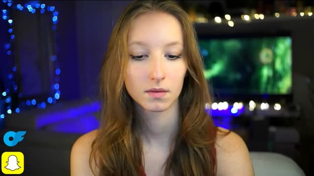 Gallery image thumbnail from Kira9's myfreecams stream on, 10/19/2025, 19:39 image 1 of 20