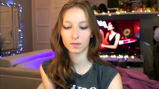 Gallery image thumbnail from Kira9's myfreecams stream on, 10/25/2025, 15:43 image 7 of 20