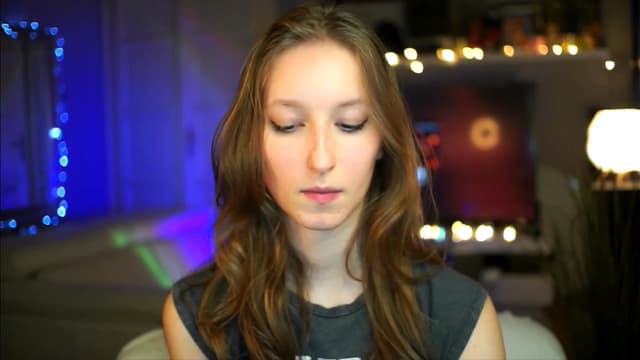 Gallery image thumbnail from Kira9's myfreecams stream on, 10/25/2025, 16:38 image 20 of 20