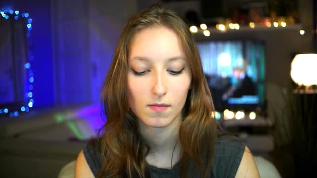 Gallery image thumbnail from Kira9's myfreecams stream on, 10/25/2025, 16:38 image 11 of 20