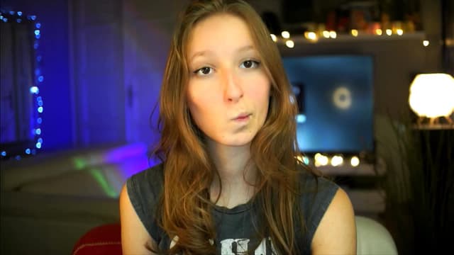 Gallery image thumbnail from Kira9's myfreecams stream on, 10/25/2025, 18:28 image 12 of 20