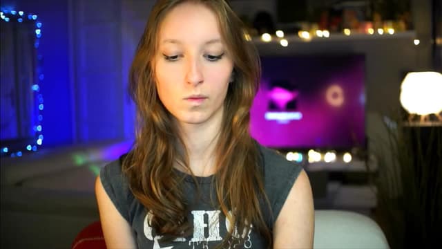 Gallery image thumbnail from Kira9's myfreecams stream on, 10/25/2025, 18:28 image 4 of 20
