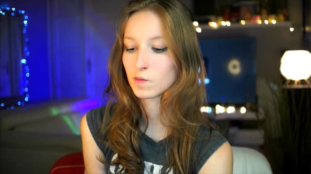 Gallery image thumbnail from Kira9's myfreecams stream on, 10/25/2025, 18:28 image 11 of 20