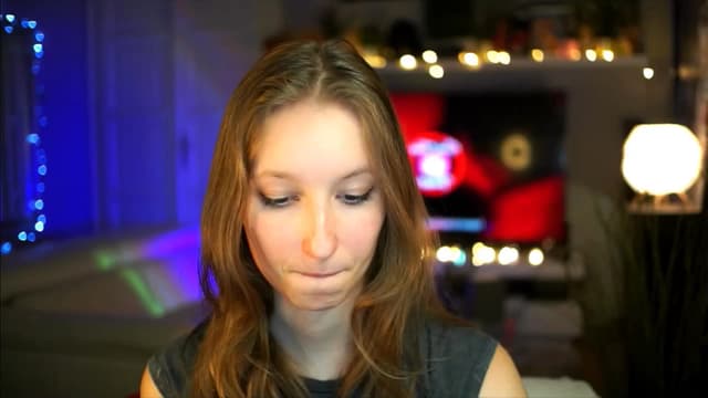 Gallery image thumbnail from Kira9's myfreecams stream on, 10/25/2025, 19:52 image 18 of 20