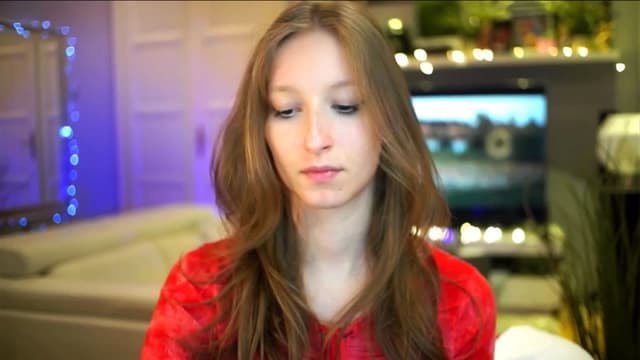 Gallery image thumbnail from Kira9's myfreecams stream on, 10/26/2025, 17:49 image 17 of 20
