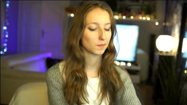 Gallery image thumbnail from Kira9's myfreecams stream on, 11/02/2025, 18:50 image 1 of 20
