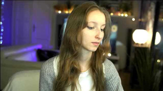 Gallery image thumbnail from Kira9's myfreecams stream on, 11/02/2025, 18:50 image 7 of 20