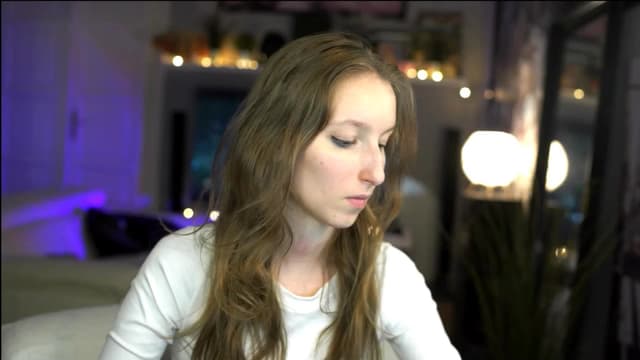 Gallery image thumbnail from Kira9's myfreecams stream on, 11/02/2025, 20:01 image 1 of 20