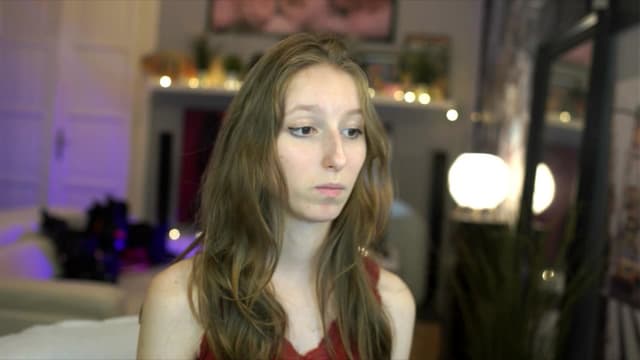 Gallery image thumbnail from Kira9's myfreecams stream on, 11/03/2025, 18:58 image 10 of 20