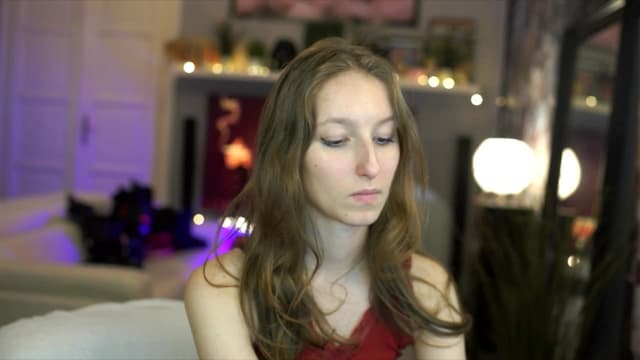 Gallery image thumbnail from Kira9's myfreecams stream on, 11/03/2025, 18:58 image 7 of 20