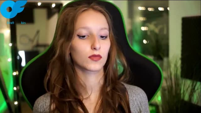 Gallery image thumbnail from Kira9's myfreecams stream on, 11/09/2025, 20:59 image 14 of 20