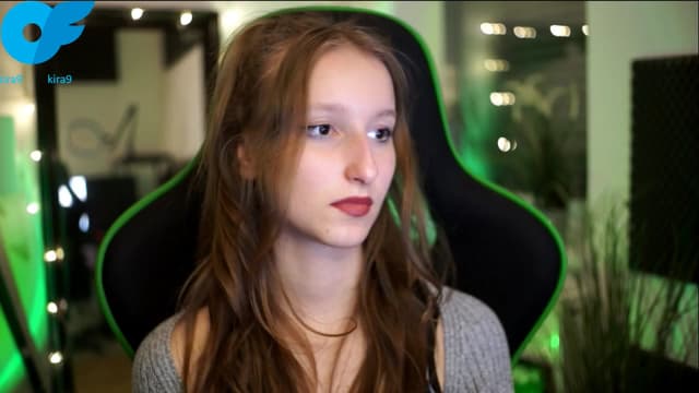 Gallery image thumbnail from Kira9's myfreecams stream on, 11/09/2025, 21:42 image 9 of 20
