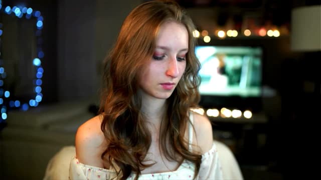 Gallery image thumbnail from Kira9's myfreecams stream on, 12/05/2025, 18:53 image 1 of 20