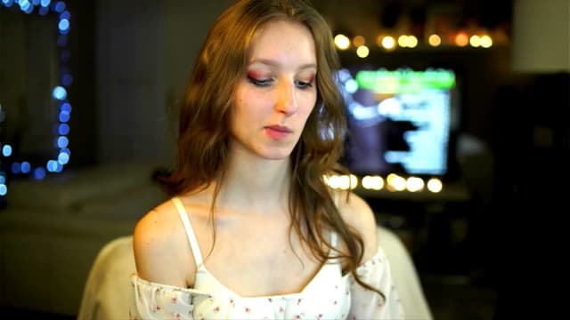 Gallery image thumbnail from Kira9's myfreecams stream on, 12/05/2025, 20:30 image 2 of 20