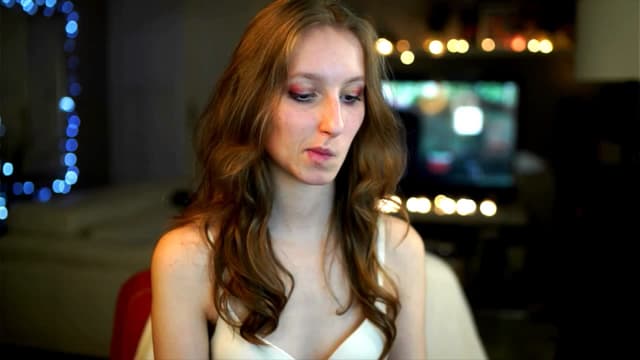 Gallery image thumbnail from Kira9's myfreecams stream on, 12/05/2025, 20:30 image 17 of 20