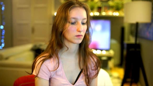 Gallery image thumbnail from Kira9's myfreecams stream on, 12/07/2025, 23:10 image 1 of 20
