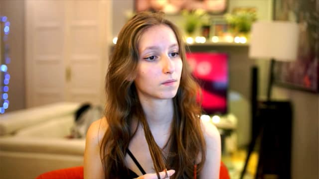 Gallery image thumbnail from Kira9's myfreecams stream on, 12/08/2025, 21:17 image 12 of 20