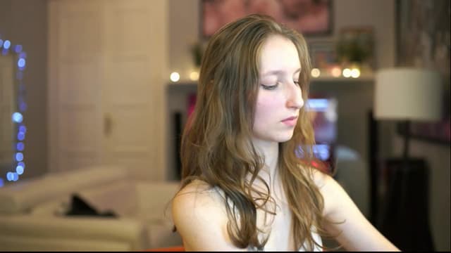 Gallery image thumbnail from Kira9's myfreecams stream on, 12/15/2025, 22:00 image 1 of 20