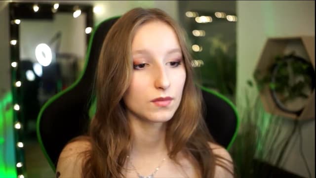 Gallery image thumbnail from Kira9's myfreecams stream on, 01/03/2026, 22:00 image 11 of 20