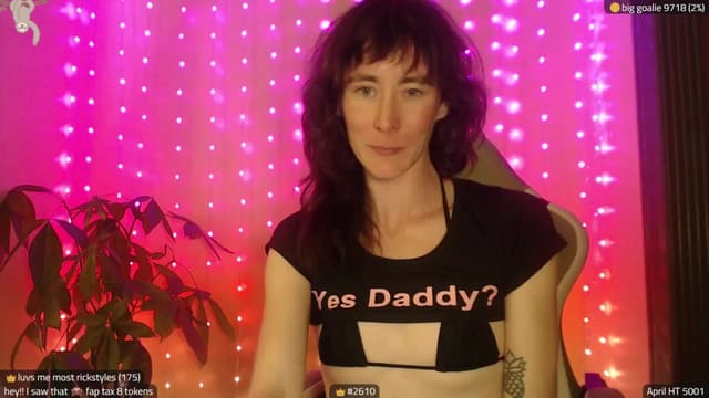Gallery image thumbnail from Kira_'s myfreecams stream on, 04/16/2025, 24:45 image 5 of 20