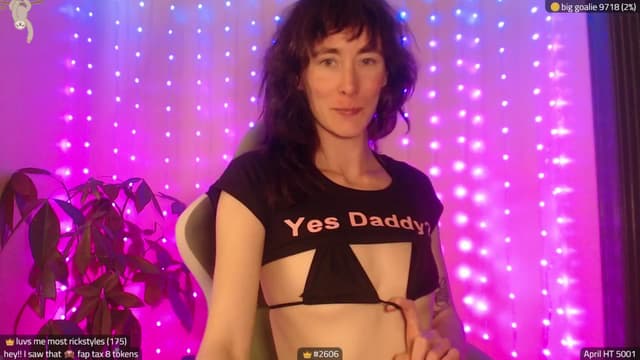 Gallery image thumbnail from Kira_'s myfreecams stream on, 04/16/2025, 24:45 image 14 of 20