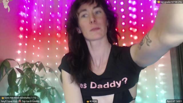 Gallery image thumbnail from Kira_'s myfreecams stream on, 04/16/2025, 24:45 image 17 of 20