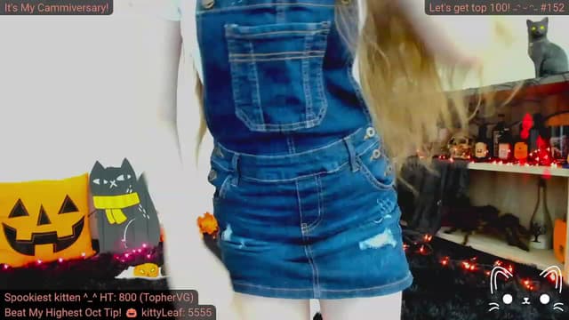 Gallery image thumbnail from Kitty's myfreecams stream on, 10/07/2023, 05:50 image 13 of 20