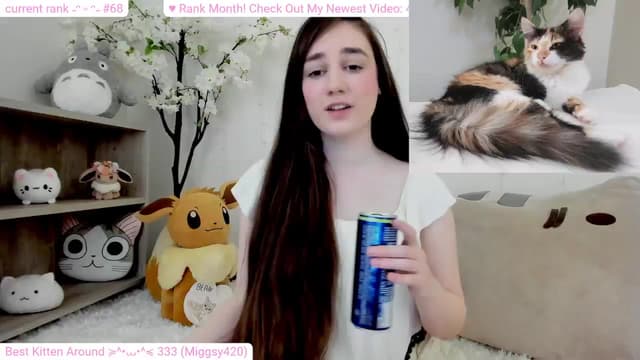 Gallery image thumbnail from Kitty's myfreecams stream on, 02/21/2024, 07:33 image 9 of 20