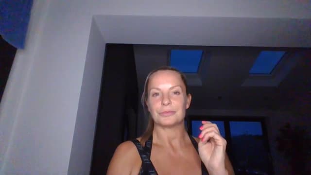 Gallery image thumbnail from Klo35's myfreecams stream on, 07/13/2023, 21:17 image 8 of 20