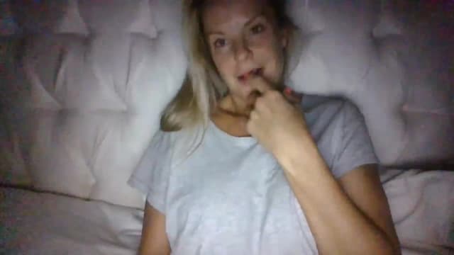 Gallery image thumbnail from Klo35's myfreecams stream on, 07/22/2023, 06:07 image 5 of 20