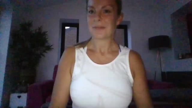 Gallery image thumbnail from Klo35's myfreecams stream on, 08/16/2023, 20:12 image 1 of 20