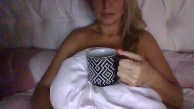 Gallery image thumbnail from Klo35's myfreecams stream on, 08/23/2023, 08:38 image 10 of 20