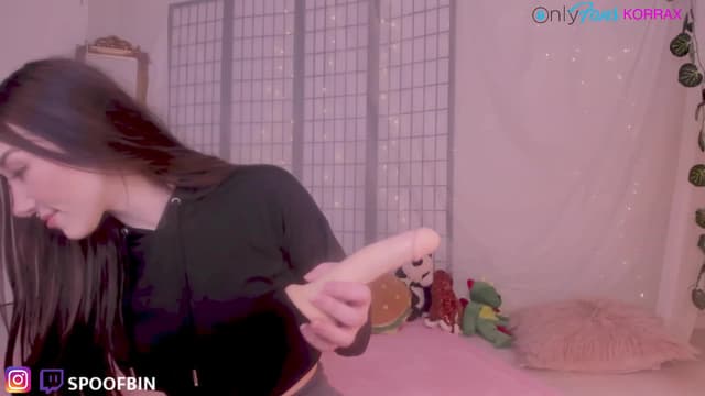 Gallery image thumbnail from Korra's myfreecams stream on, 11/16/2022, 08:40 image 14 of 20