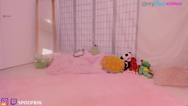 Gallery image thumbnail from Korra's myfreecams stream on, 11/16/2022, 12:36 image 6 of 20