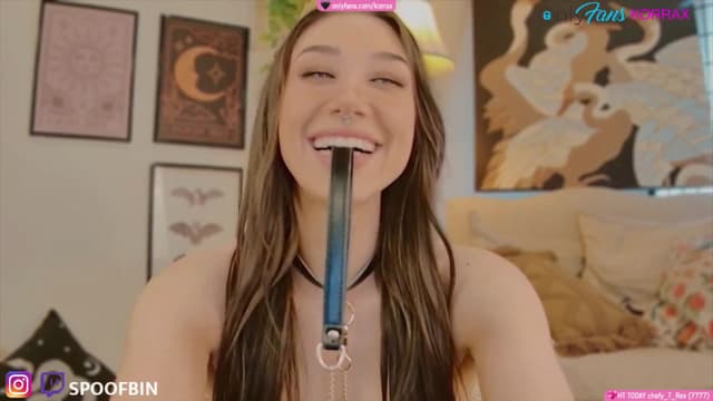 Gallery image thumbnail from Korra's myfreecams stream on, 10/17/2024, 04:39 image 10 of 20