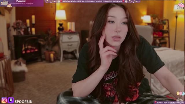Gallery image thumbnail from Korra's myfreecams stream on, 08/12/2025, 13:51 image 10 of 20