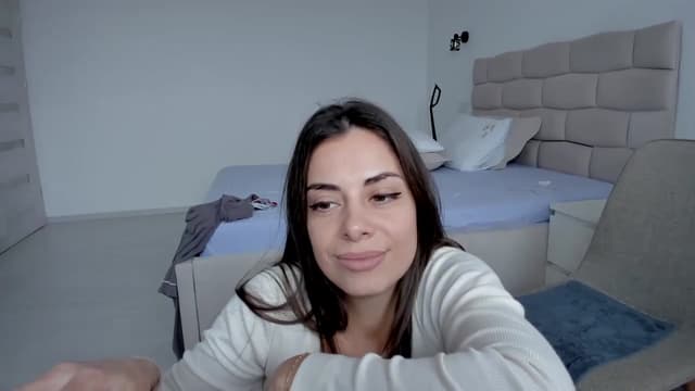 Gallery image thumbnail from Krys_'s myfreecams stream on, 02/11/2026, 10:09 image 10 of 20