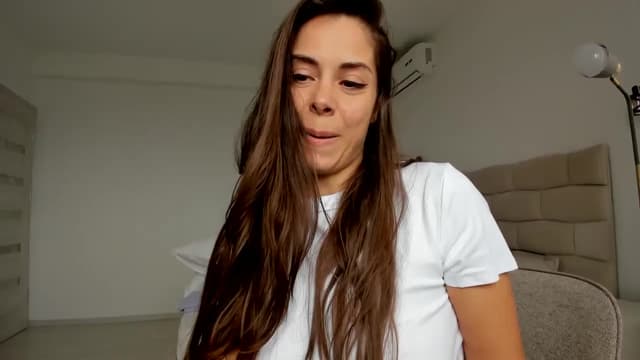 Gallery image thumbnail from Krys_'s myfreecams stream on, 04/03/2026, 08:46 image 18 of 20