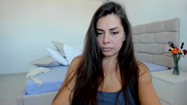 Gallery image thumbnail from Krys_'s myfreecams stream on, 04/26/2026, 09:23 image 6 of 20