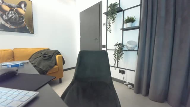 Gallery image thumbnail from L_y_d's myfreecams stream on, 11/29/2024, 22:05 image 16 of 20