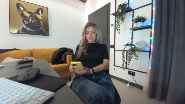 Gallery image thumbnail from L_y_d's myfreecams stream on, 12/06/2024, 23:22 image 11 of 20