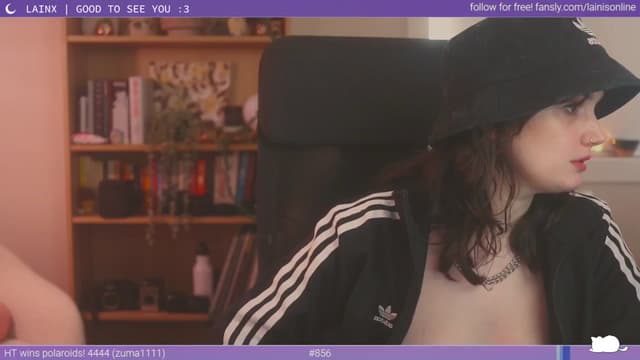 Gallery image thumbnail from Lainx's myfreecams stream on, 03/16/2024, 07:05 image 12 of 20