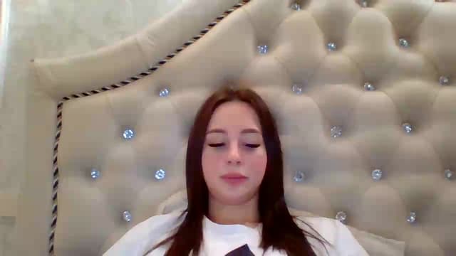 Gallery image thumbnail from LanaG's myfreecams stream on, 06/08/2026, 24:00 image 1 of 20