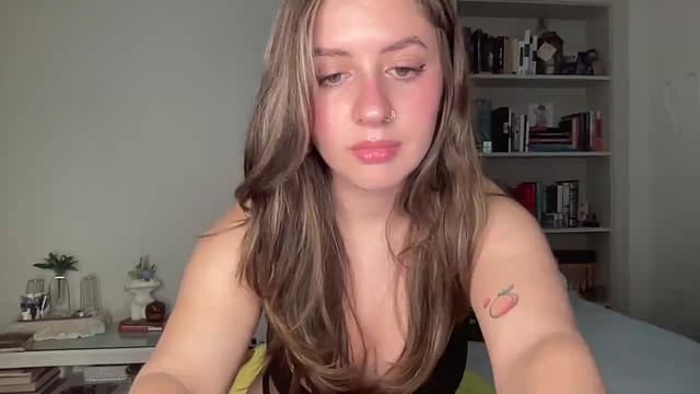 Gallery image thumbnail from Lena1's myfreecams stream on, 09/26/2024, 11:28 image 14 of 20