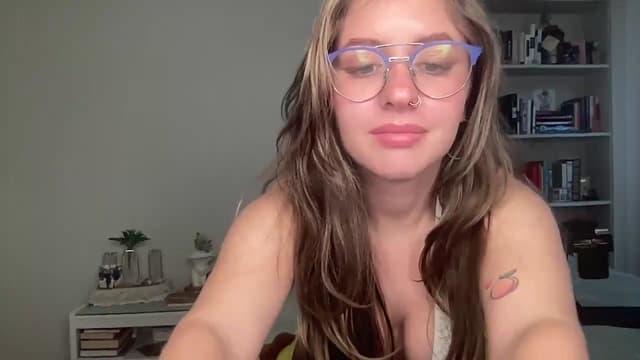 Gallery image thumbnail from Lena1's myfreecams stream on, 11/03/2024, 16:15 image 15 of 20
